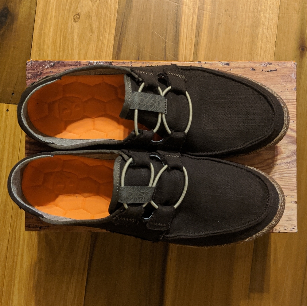 NWT NWB Men's Cushe "Shorething" Slip-on Size 11